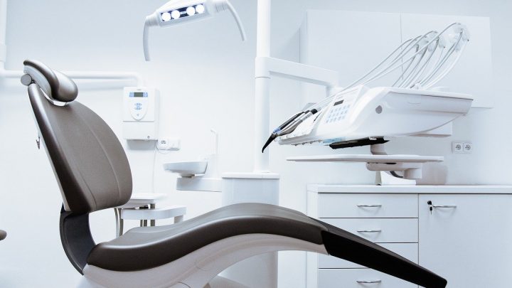 Dentysta w leczeniu bez bólu