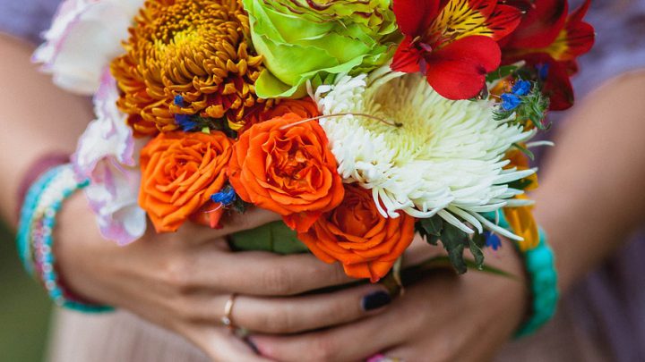 Czym kierować się wybierając sklep florystyczny?