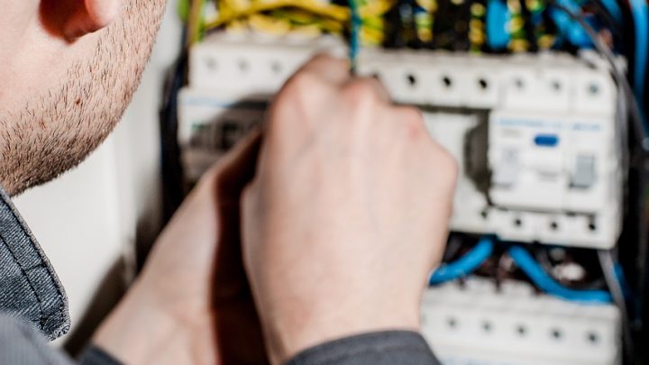 Uprawnienia SEP – jak zaliczyć egzamin SEP?