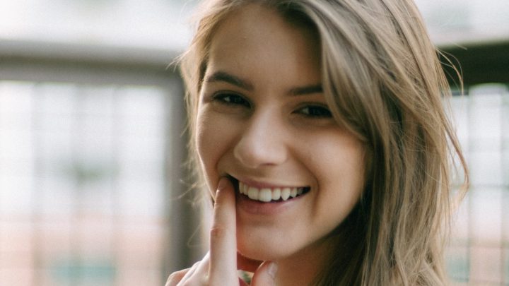 Czy warto wstawić implant zębowy?