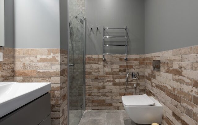 Płytki wielkoformatowe: Jak wykorzystać je w Twoim domu!