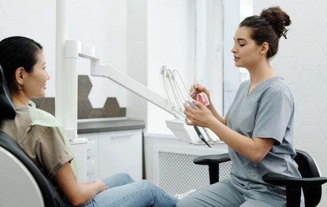 Rekonwalescencja po wszczepieniu implantów zębowych: Co warto wiedzieć?