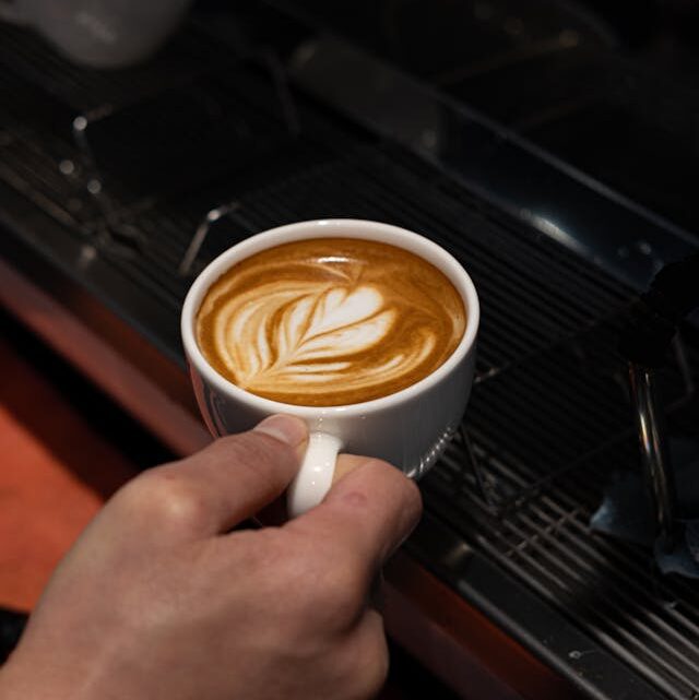 Jak działa ekspres do kawy gastronomiczny?