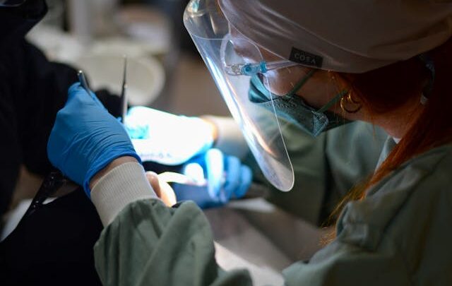 Czy implanty zębowe cyrkonowe mogą uczulać?