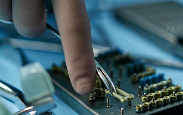 Jak długo boli dziąsło po wszczepieniu implantu?