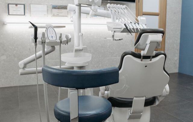 Co może się stać, jeśli przez kilka lat nie chodzi się do dentysty?